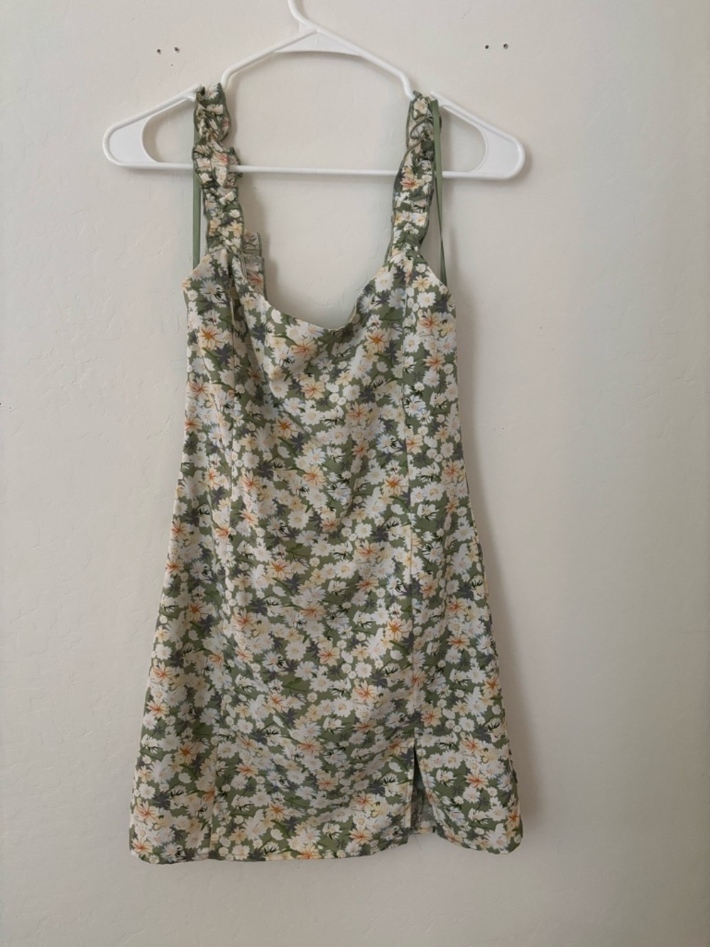 Forever 21 Floral Mini Dress XS Sage Green Ruffle Strap